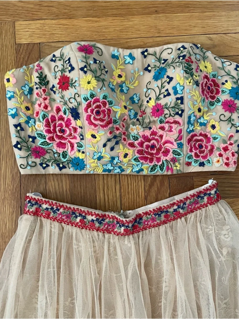 Sherri Hill Blush Lace-Trim A-Line Tulle Skirt and EmbroideredTop Prom Two-Piece - Picture 2 of 9